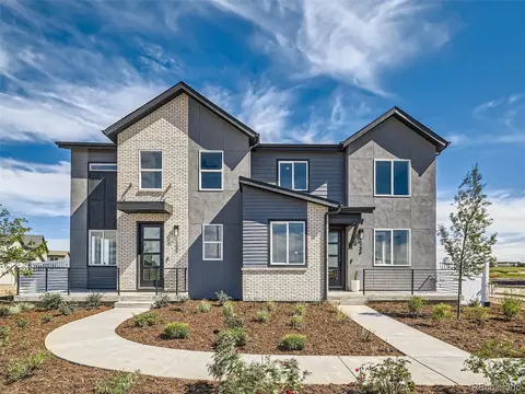 1222 S Algonquian St, Aurora, CO 80018