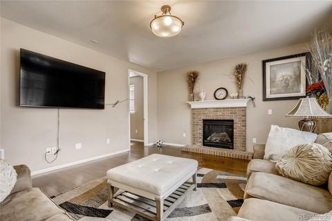 25567 E 4th Ave, Aurora, CO 80018 photo 2