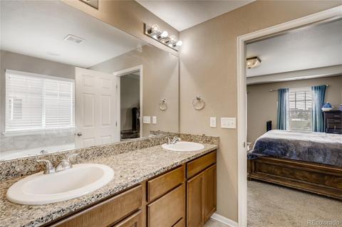 25567 E 4th Ave, Aurora, CO 80018 photo 12