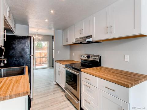 8742 Carr Loop, Westminster, CO 80005 photo 3