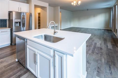 15832 E Otero Cir, Centennial, CO 80112 photo 4
