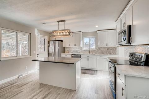 8260 Jay Ct, Arvada, CO 80003 photo 6