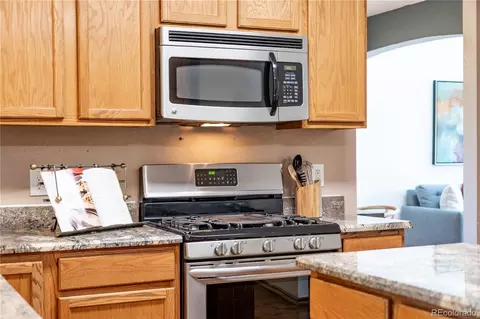 19480 E Pacific Dr, Aurora, CO 80013 photo 11