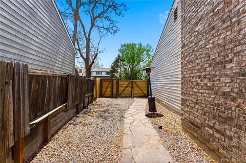 Exterior - 1127 E Kettle Pl, Centennial, CO 80122 photo 5 of 7