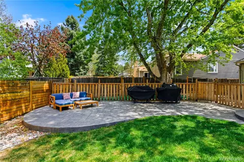 Exterior - 1127 E Kettle Pl, Centennial, CO 80122 photo 2 of 7