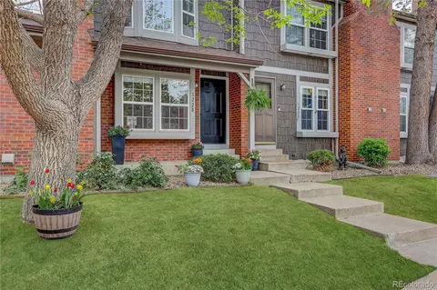 1228 S Flower Cir #B, Lakewood, CO 80232
