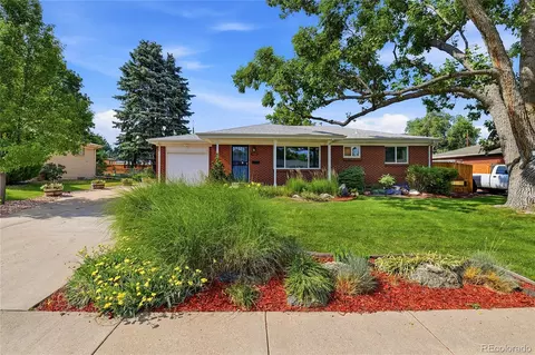 3323 W Monmouth Ave, Englewood, CO 80110