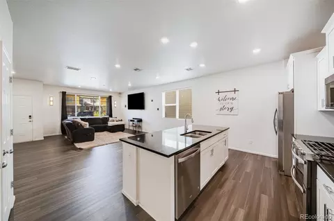 Kitchen - 21538 E 59th Pl, Aurora, CO 80019 photo 1 of 3
