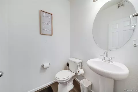 Bath - 21538 E 59th Pl, Aurora, CO 80019 photo 1 of 5