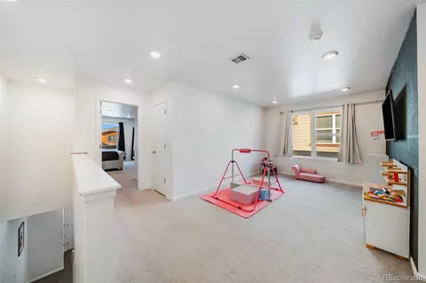 Entry Way - 21538 E 59th Pl, Aurora, CO 80019 photo 2 of 3