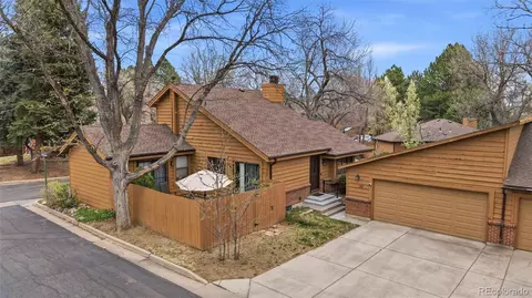 47 S Eagle Cir, Aurora, CO 80012