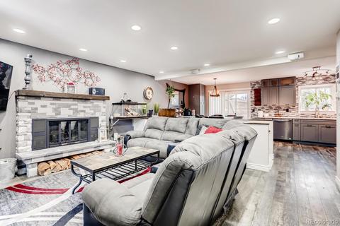 16880 E Mansfield Cir, Aurora, CO 80013 photo 3