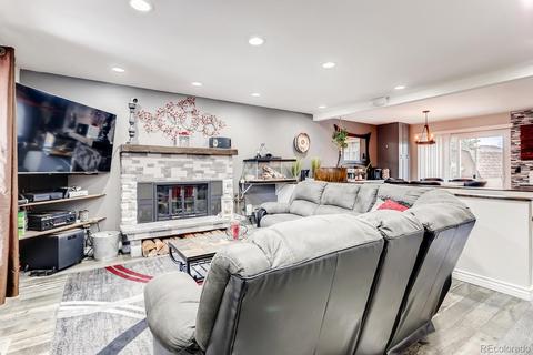 16880 E Mansfield Cir, Aurora, CO 80013 photo 4