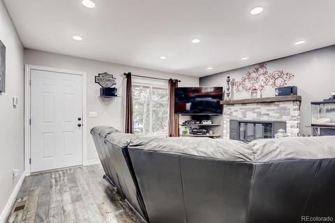 16880 E Mansfield Cir, Aurora, CO 80013 photo 6
