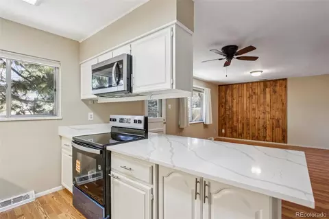 1144 S Wright St, Lakewood, CO 80228 photo 12