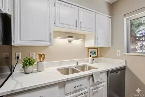 1144 S Wright St, Lakewood, CO 80228 photo 10