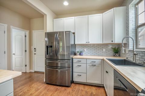 10580 E 28th Pl, Denver, CO 80238 photo 12
