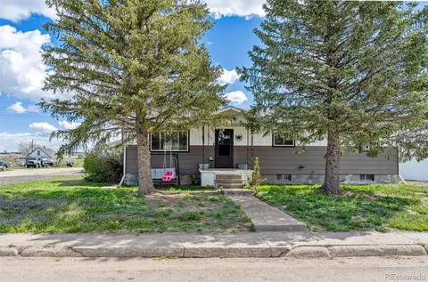 790 2nd Ave, Deer Trail, CO 80105