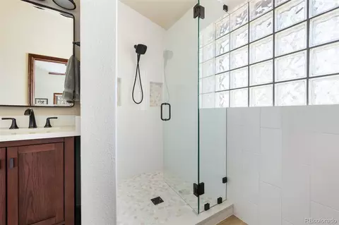 Bath - 72 Golden Dr, Tabernash, CO 80478 photo 2 of 4