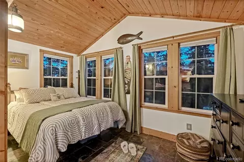 Bedroom - 27131 Log Trl, Conifer, CO 80433 photo 2 of 3
