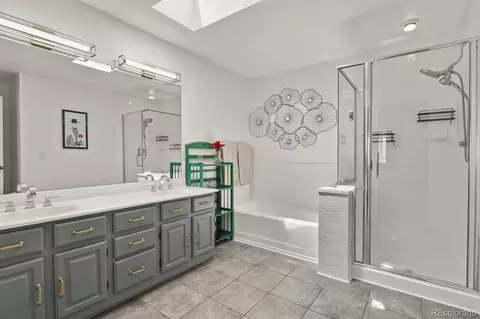 Bath - 511 E 3rd Ave, Castle Rock, CO 80108 photo 1 of 2