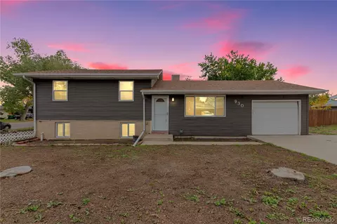 930 Oak St, Lakewood, CO 80215