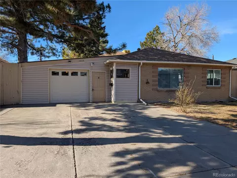 1025 Lansing St, Aurora, CO 80010