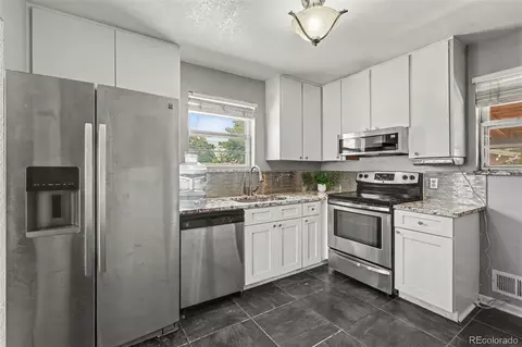 Kitchen - 1680 E 112th Pl, Denver, CO 80233 photo 1 of 2