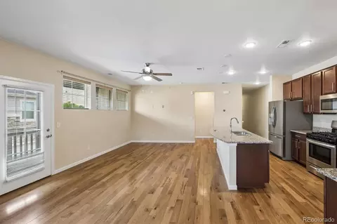 Living - 24646 E Calhoun Pl #C, Aurora, CO 80016 photo 3 of 5