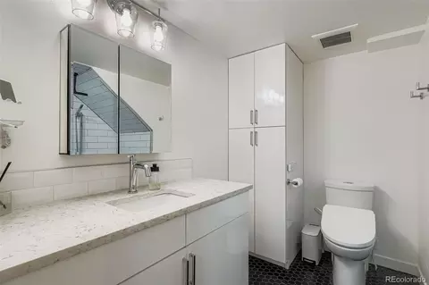 Bath - 3216 Vine St, Denver, CO 80205 photo 2 of 3