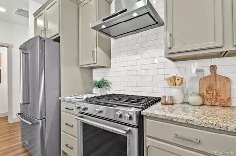 Kitchen - 5738 Urban Ctr, Arvada, CO 80002 photo 5 of 5