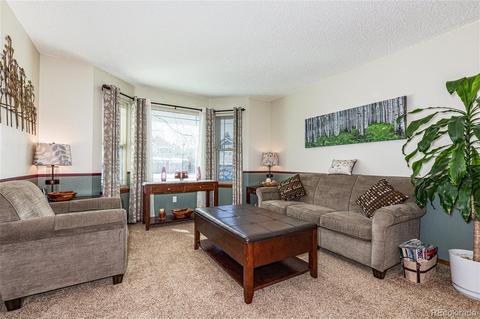 19061 E Chenango Cir, Aurora, CO 80015 photo 3