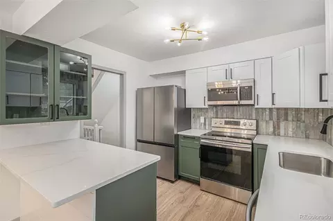 1649 S Ivory Cir #E, Aurora, CO 80017