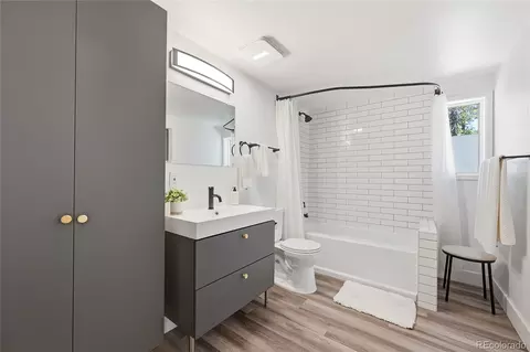 Bath - 31556 Griffin Dr, Conifer, CO 80433 photo 1 of 3