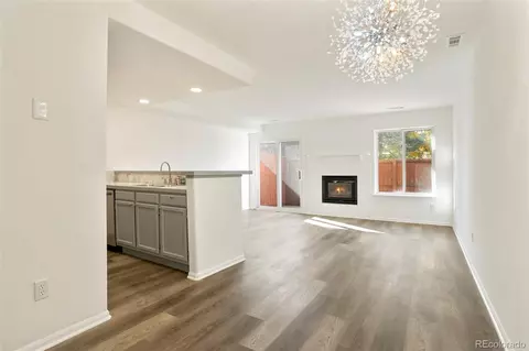 808 Gabriel Ct, Dacono, CO 80514