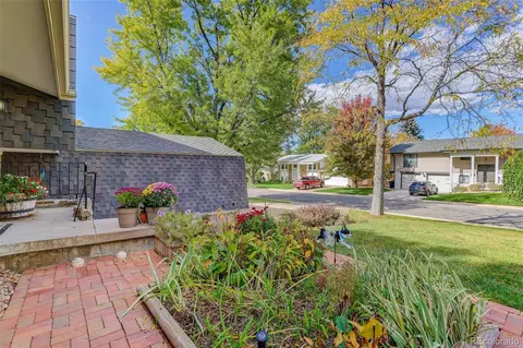 9044 E Floyd Ave, Denver, CO 80231 photo 4