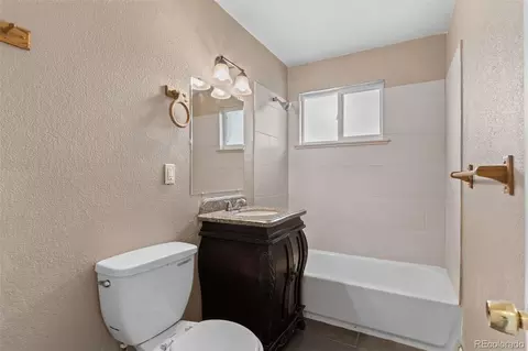 Bath - 5085 E 5087 E 34th Ave, Denver, CO 80207 photo 2 of 3