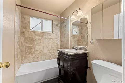 Bath - 5085 E 5087 E 34th Ave, Denver, CO 80207 photo 1 of 3