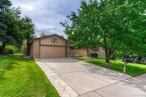 2648 S Macon Ct, Aurora, CO 80014