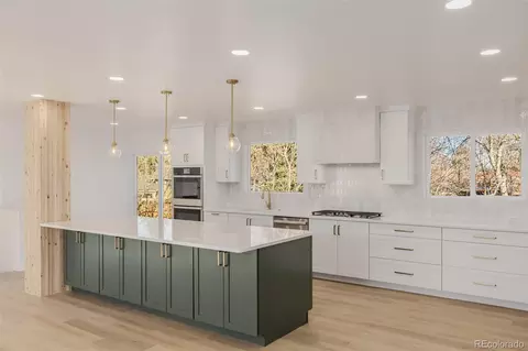 352 S Carr St, Lakewood, CO 80226