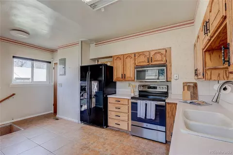 Kitchen - 775 Garfield St, Denver, CO 80206 photo 1 of 3