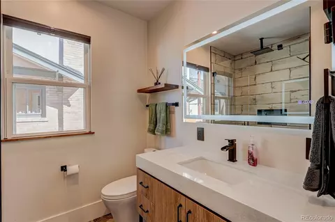Bath - 775 Garfield St, Denver, CO 80206 photo 1 of 3