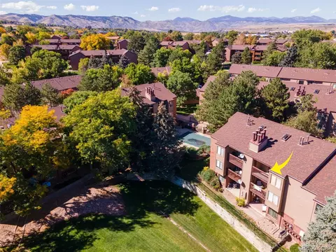 326 Wright St #305, Lakewood, CO 80228 photo 2