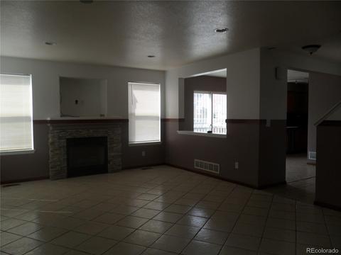 4935 Eureka Ct, Denver, CO 80239 photo 30