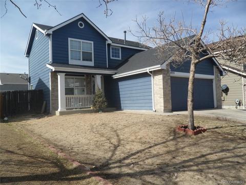 4935 Eureka Ct, Denver, CO 80239 photo 1