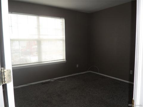 4935 Eureka Ct, Denver, CO 80239 photo 6