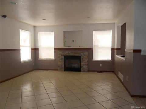 4935 Eureka Ct, Denver, CO 80239 photo 11