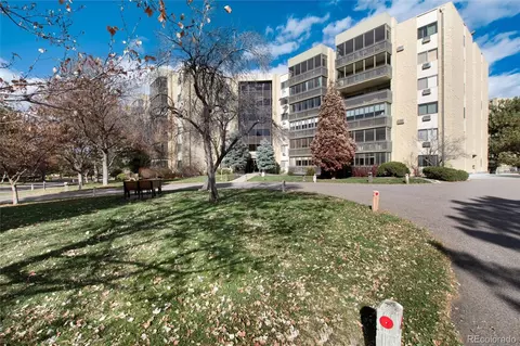 13631 E Marina Dr #305, Aurora, CO 80014