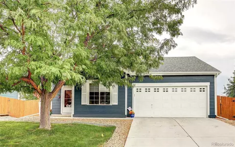 650 Elizabeth Street Cir, Dacono, CO 80514