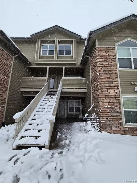 3233 S Zeno Ct #E, Aurora, CO 80013